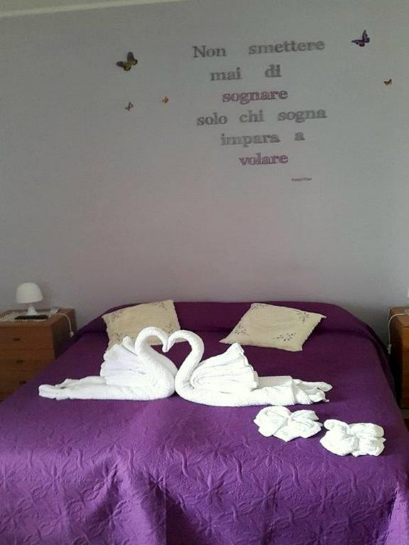 Lo Specchio Del Salento Bed and Breakfast Λέτσε Δωμάτιο φωτογραφία