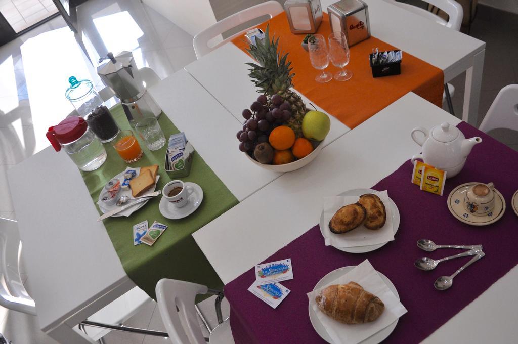 Lo Specchio Del Salento Bed and Breakfast Λέτσε Εξωτερικό φωτογραφία