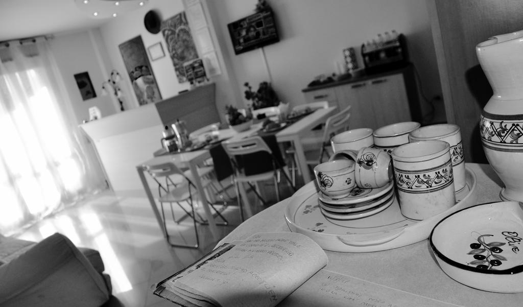 Lo Specchio Del Salento Bed and Breakfast Λέτσε Εξωτερικό φωτογραφία