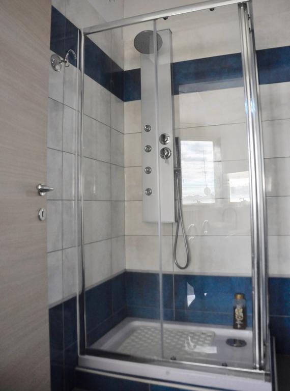 Lo Specchio Del Salento Bed and Breakfast Λέτσε Εξωτερικό φωτογραφία