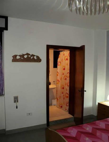 Lo Specchio Del Salento Bed and Breakfast Λέτσε Εξωτερικό φωτογραφία